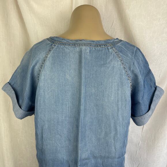 🌞 Light Blue Denim Chambray T-shirt Smock Shirt Forever 21 Life in Progress XS - Picture 7 of 16